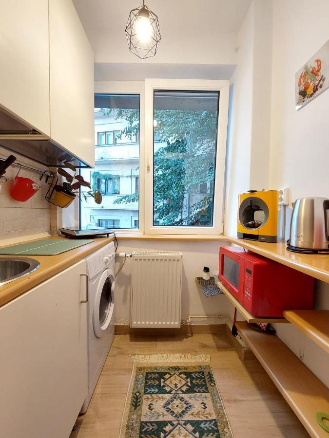 Laroka House Cosy Studio Universitate Bukarest Exteriör bild